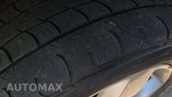 2013 Jeep Grand Cherokee Overland – miniatura 23