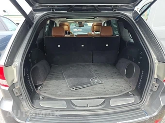 2013 Jeep Grand Cherokee Overland – miniatura 13