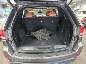 2013 Jeep Grand Cherokee Summit Edition – miniatura 14