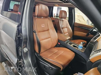 2013 Jeep Grand Cherokee Summit Edition – miniatura 18