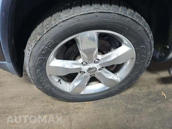 2013 Jeep Grand Cherokee Summit Edition – miniatura 24