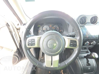 2013 Jeep Patriot Latitude – miniatura 10