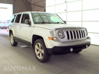2013 Jeep Patriot Latitude - miniatura 3