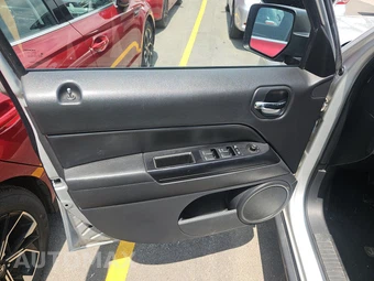 2013 Jeep Patriot Latitude - miniatura 9