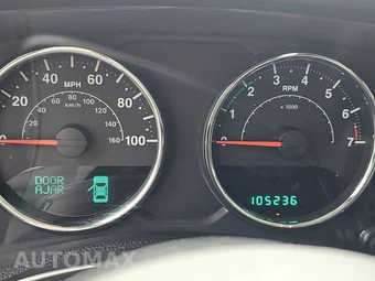 2013 Jeep Wrangler Rubicon - miniatura 12