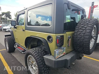 2013 Jeep Wrangler Rubicon - miniatura 6