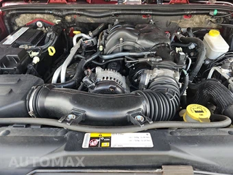 2013 Jeep Wrangler Sahara – miniatura 15