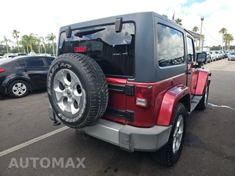 2013 Jeep Wrangler Sahara – miniatura 4