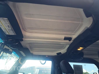 2013 Jeep Wrangler Sahara - miniatura 17