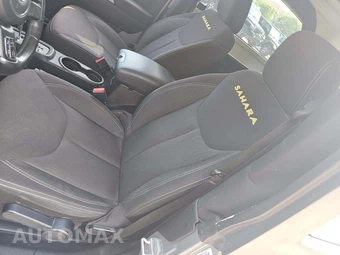 2013 Jeep Wrangler Sahara - miniatura 3