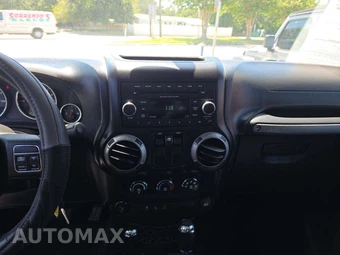 2013 Jeep Wrangler Sport - miniatura 10