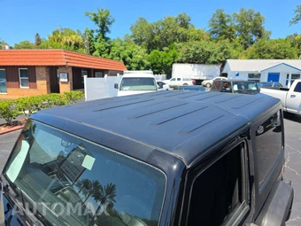 2013 Jeep Wrangler Sport - miniatura 12