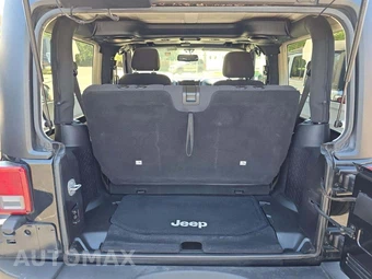 2013 Jeep Wrangler Sport - miniatura 14