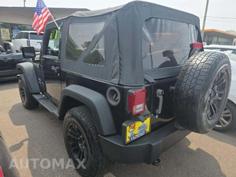 2013 Jeep Wrangler Sport – miniatura 2