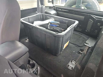 2013 Jeep Wrangler Sport – miniatura 16