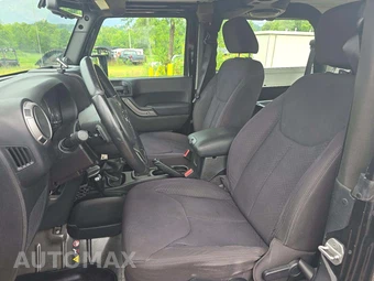 2013 Jeep Wrangler Sport – miniatura 3