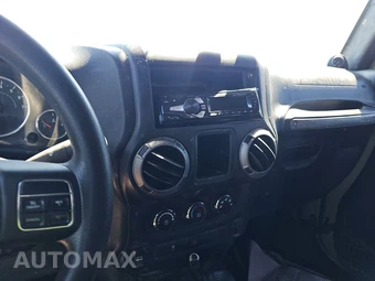2013 Jeep Wrangler Sport - miniatura 11