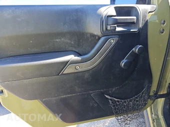 2013 Jeep Wrangler Sport - miniatura 9