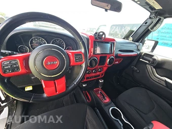2013 Jeep Wrangler Sport - miniatura 11
