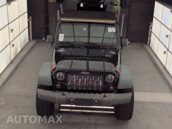 2013 Jeep Wrangler Sport - miniatura 2