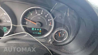 2013 Jeep Wrangler Sport - miniatura 25