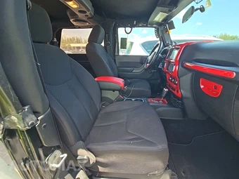 2013 Jeep Wrangler Sport - miniatura 8