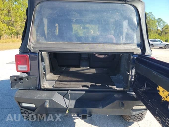 2013 Jeep Wrangler Sport - miniatura 17