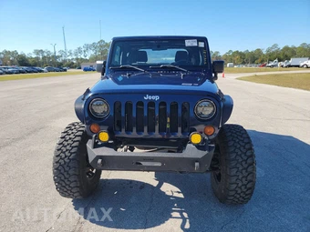 2013 Jeep Wrangler Sport - miniatura 2