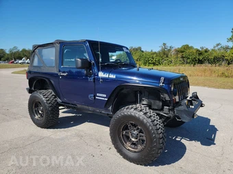 2013 Jeep Wrangler Sport - miniatura 3