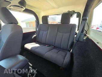 2013 Jeep Wrangler Sport – miniatura 13