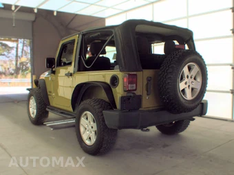 2013 Jeep Wrangler Sport - miniatura 6