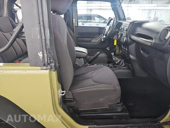2013 Jeep Wrangler Sport - miniatura 8