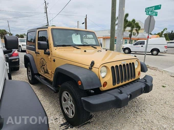 2013 Jeep Wrangler Sport - miniatura 4