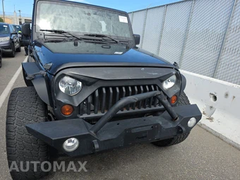 2013 Jeep Wrangler Sport - miniatura 2
