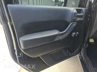 2013 Jeep Wrangler Sport - miniatura 9