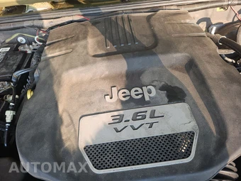 2013 Jeep Wrangler Sport - miniatura 15