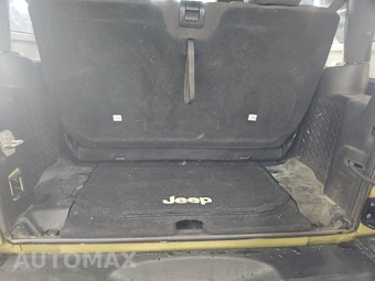2013 Jeep Wrangler Sport - miniatura 16