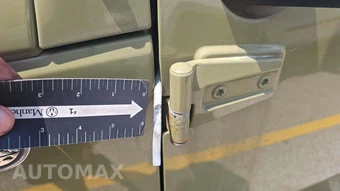 2013 Jeep Wrangler Sport - miniatura 23