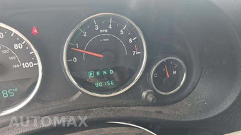 2013 Jeep Wrangler Sport - miniatura 26