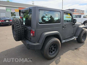 2013 Jeep Wrangler Sport – miniatura 3