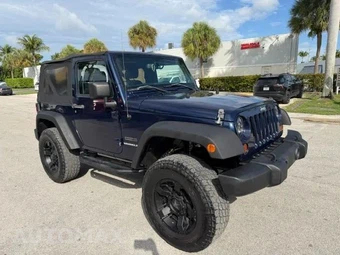 2013 Jeep Wrangler Sport - miniatura 3