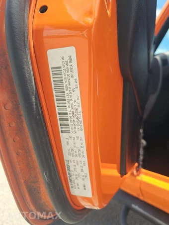 2013 Jeep Wrangler Sport - miniatura 2