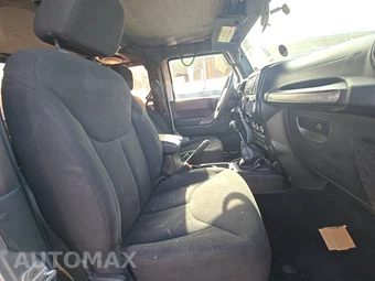 2013 Jeep Wrangler Sport - miniatura 8
