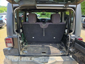 2013 Jeep Wrangler Sport – miniatura 11
