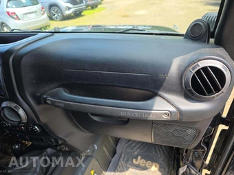 2013 Jeep Wrangler Sport – miniatura 16