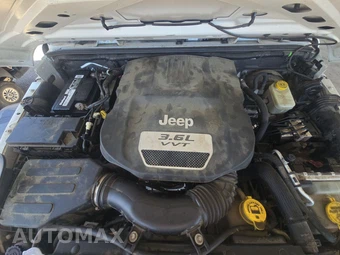 2013 Jeep Wrangler Sport - miniatura 15