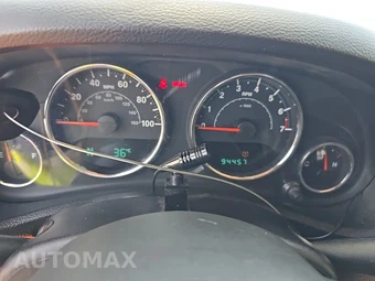 2013 Jeep Wrangler Sport – miniatura 12