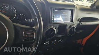 2013 Jeep Wrangler Sport – miniatura 25