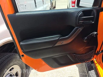 2013 Jeep Wrangler Sport – miniatura 9