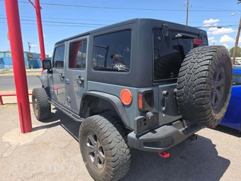 2013 Jeep Wrangler Unlimited 10th Anniversary Edition - miniatura 2